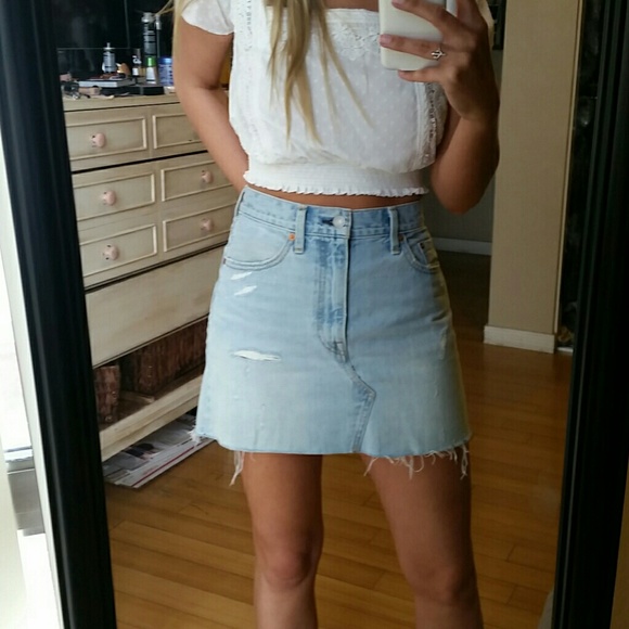 Levi's Dresses & Skirts - Levi's high waist skirt